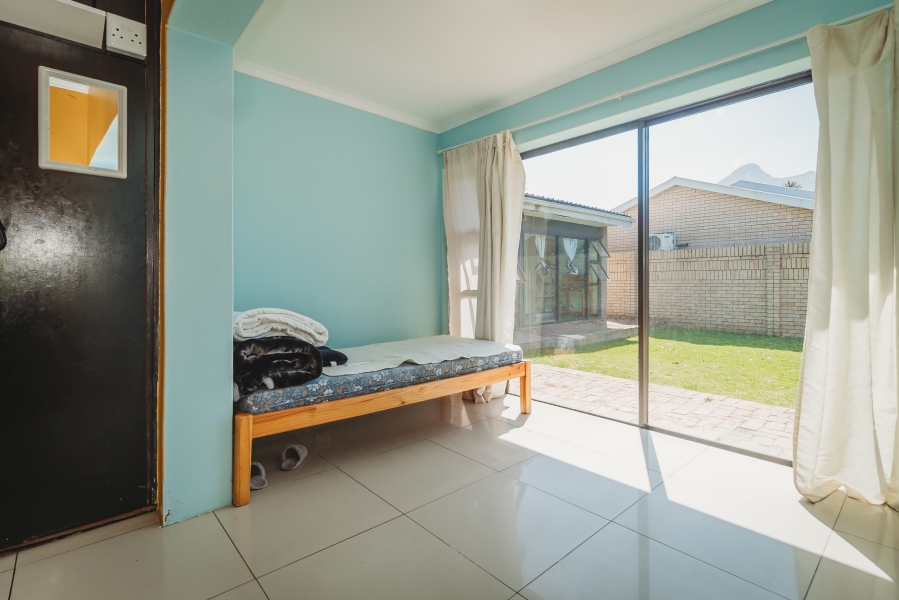 12 Bedroom Property for Sale in Bergsig Western Cape